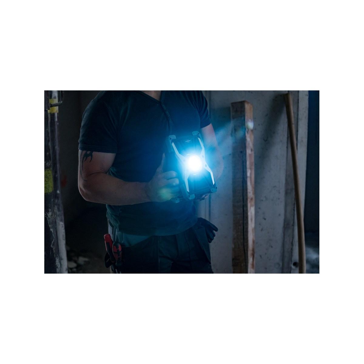 Faretto portatile a led a batteria rufus1500 ma 1500lm ip 65