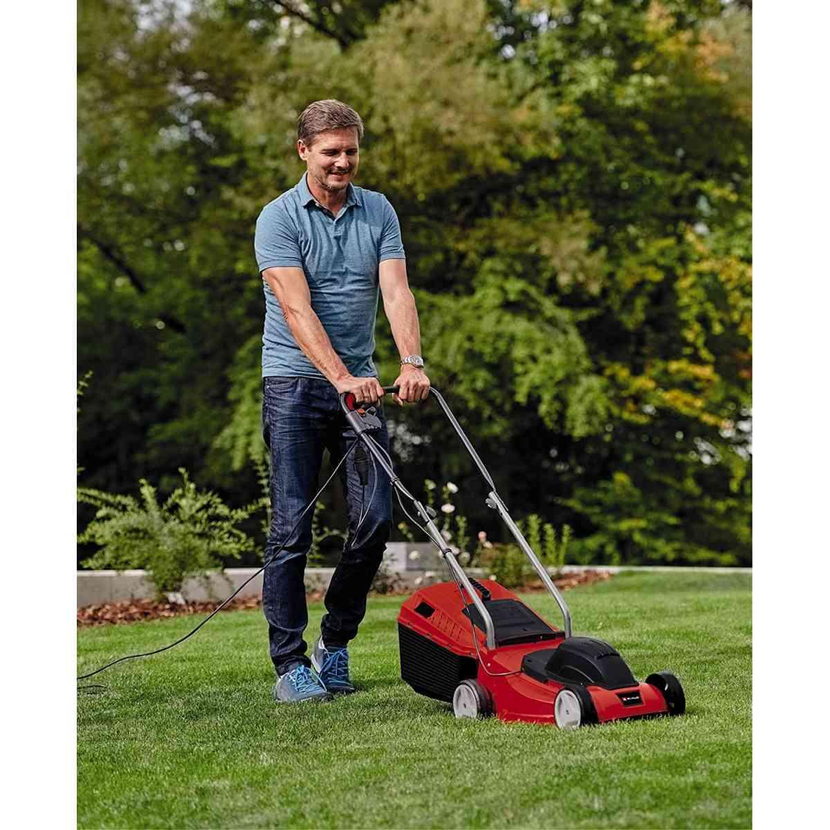 Einhell GC-EM 1032 Tagliaerba elettrico (tensione 220-240 V, potenza 1000 W, largh. Taglio 32 cm, altezza taglio 3 pos 25-60 mm, vano raccolta 30l) Tagliaerba Elettrico 2021